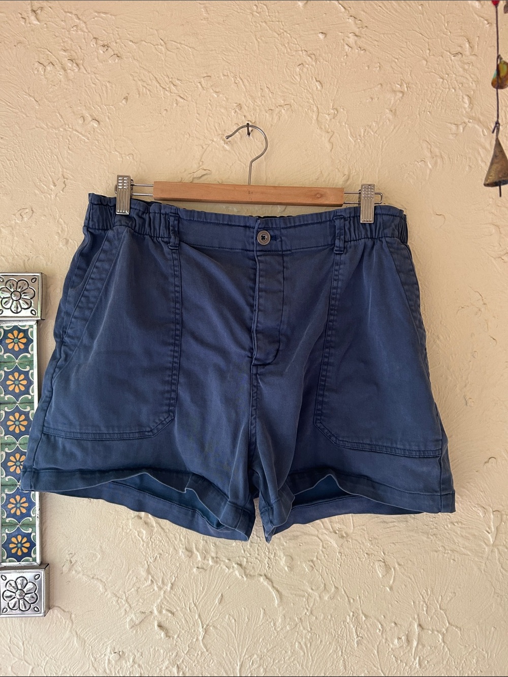 Eddie Bauer Women’s Shorts ☀️ size Large